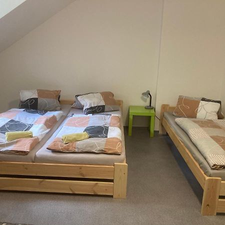 Ferienwohnung Apartman Restaurace Praha Jetřichovice Exterior foto